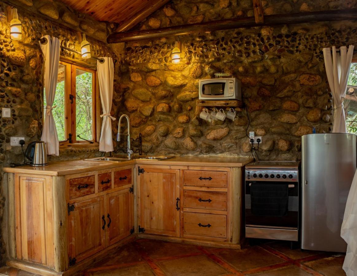 Honeymoon Hut Apartment Naivasha Ngoại thất bức ảnh